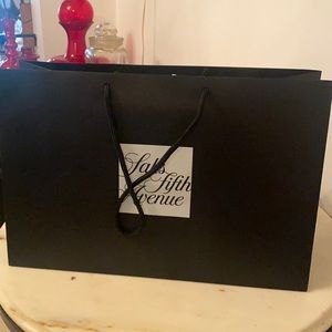 Saks fifth Avenue large shopping bag